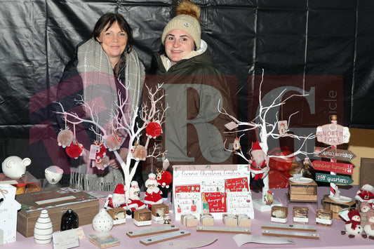 GLOSSOP LIGHT SWITCH ON 2025 (105).JPG