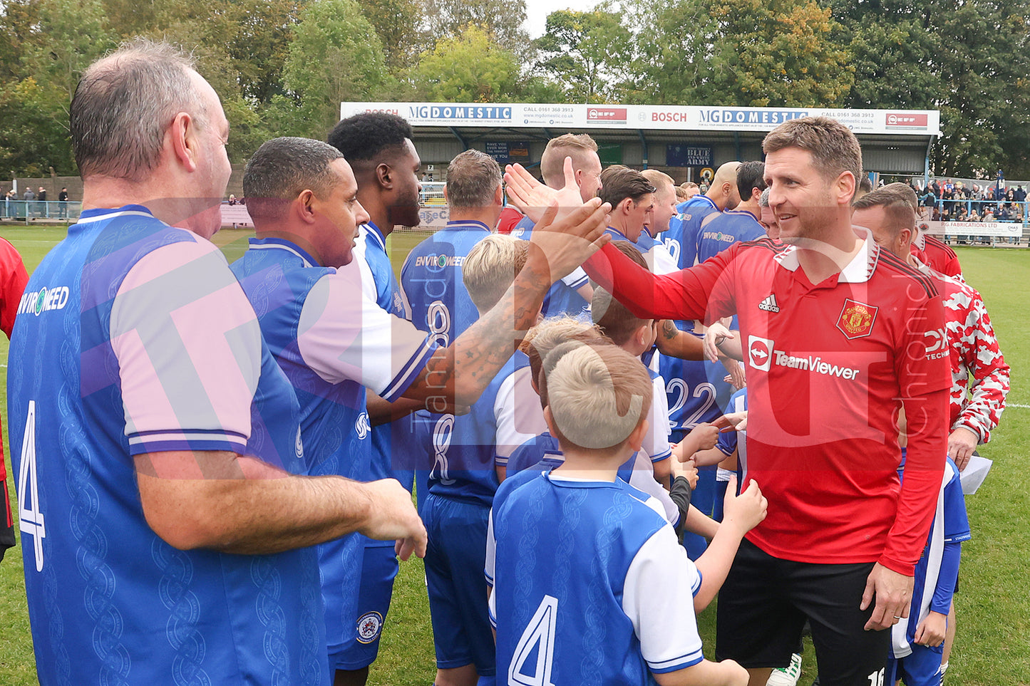 STALYBRIDGE CELTIC LEGENDS V MAN UTD LEGENDS (26).JPG