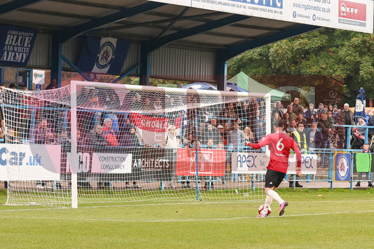 STALYBRIDGE CELTIC LEGENDS V MAN UTD LEGENDS (179).JPG