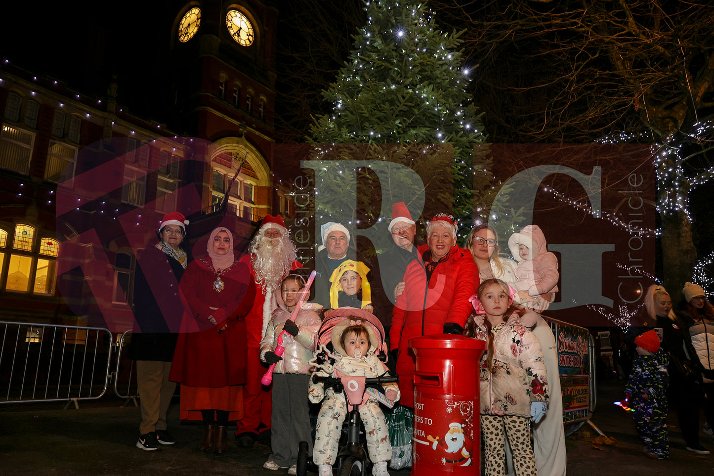 DUKINFIELD LIGHTS SWITCH ON (113).JPG