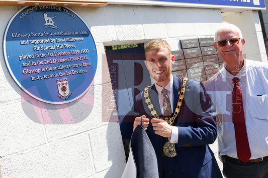 GLOSSOP NORTH END BLUE PLAQUE UNVEILED 2025 (30).JPG
