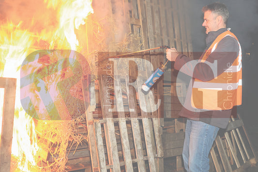 GLOSSOP FIREWORKS 2025 (79).JPG