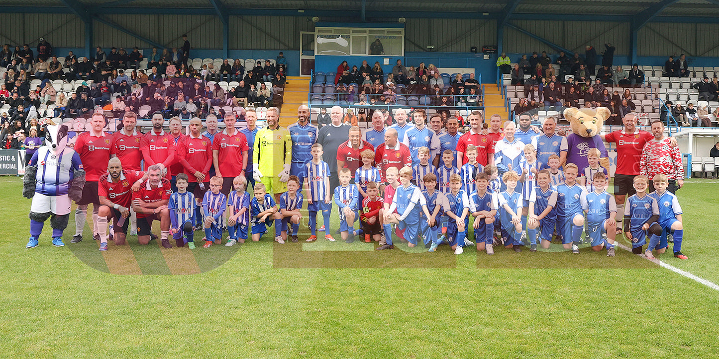 STALYBRIDGE CELTIC LEGENDS V MAN UTD LEGENDS (29).JPG