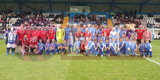STALYBRIDGE CELTIC LEGENDS V MAN UTD LEGENDS (29).JPG