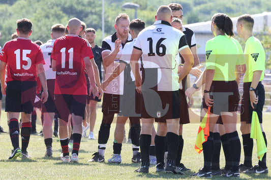 GLOSSOP NORTH EBD V UNITED LEGENDS  (187).JPG
