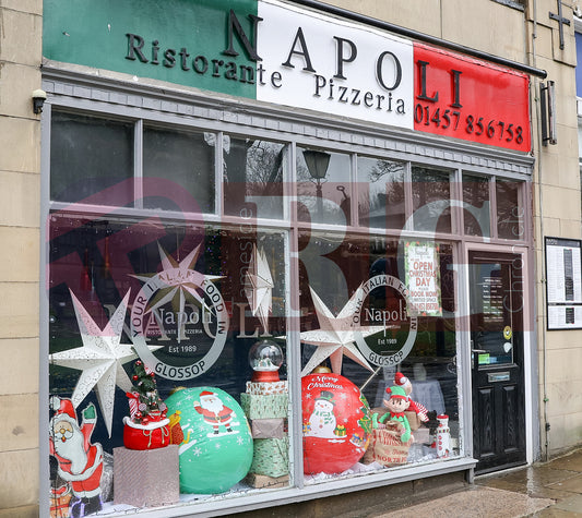 GLOSSOP CHRISTMAS SHOPS 2025 (37).JPG