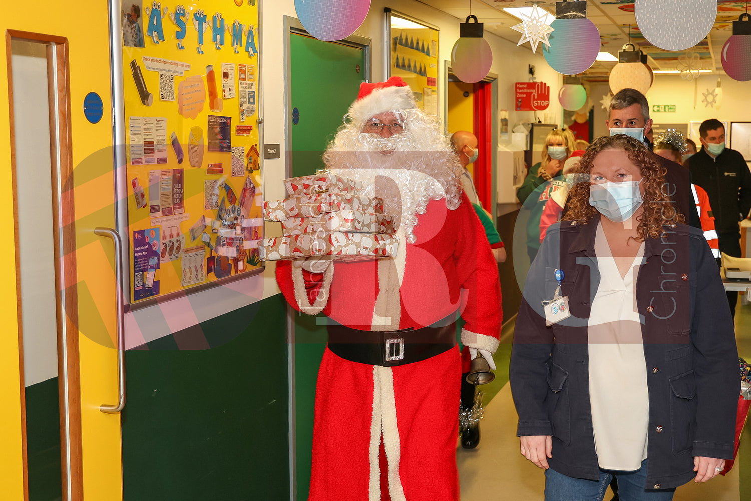 TAMESIDE HOSPITAL CHILDRENS WARD WITH SANTA 2025 (65).JPG