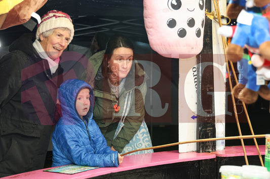 GLOSSOP LIGHT SWITCH ON 2025 (91).JPG