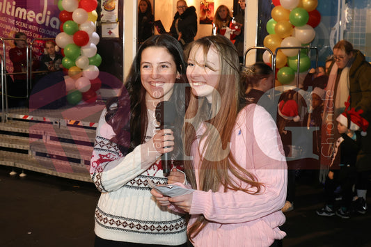DROYLSDEN LIGHTS SWITCH ON 2024 (18).JPG