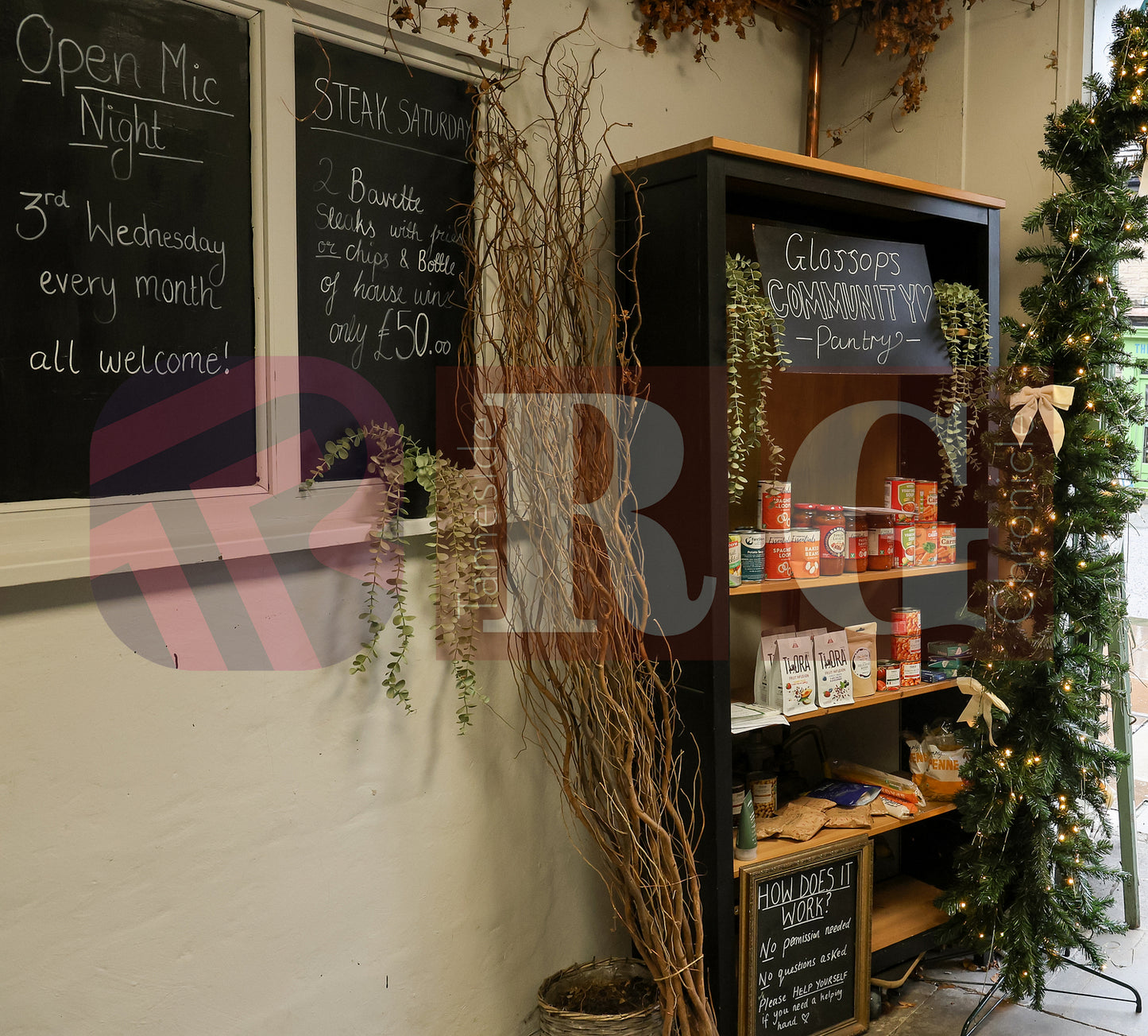 GLOSSOP CHRISTMAS SHOPS 2025 (14).JPG