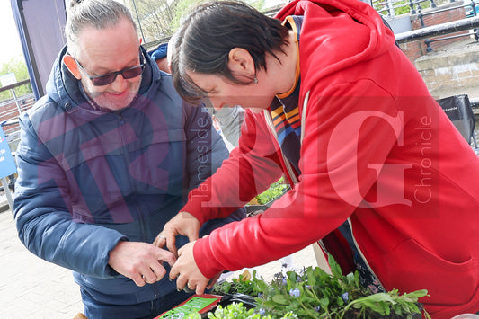 PLANT & SWAP EVENT TESCO STALYBRIDGE 2025 (31).JPG
