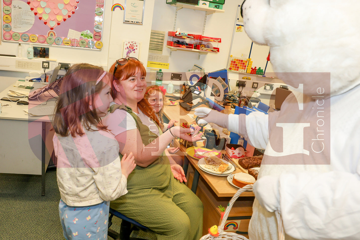 TAMESIDE HOSPITAL CHILDRENS WARD EASTER 2025  (12).JPG