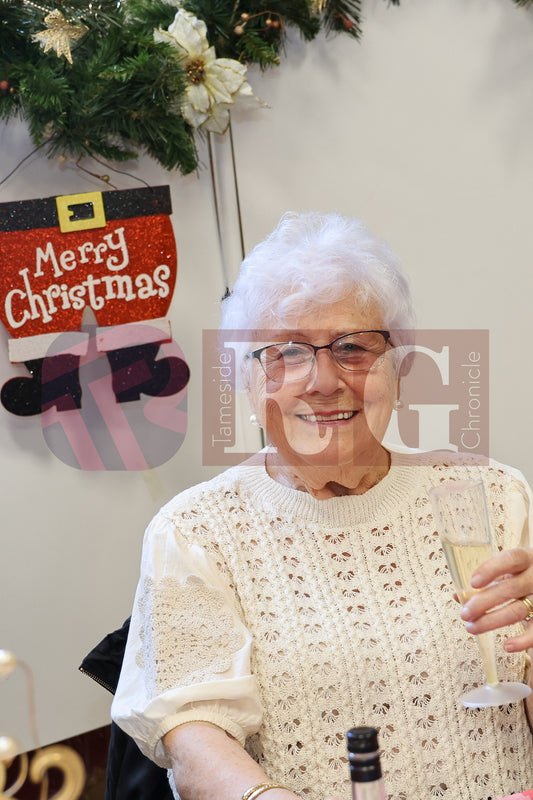 FESTIVAL HALL XMAS DINNER  (27).JPG