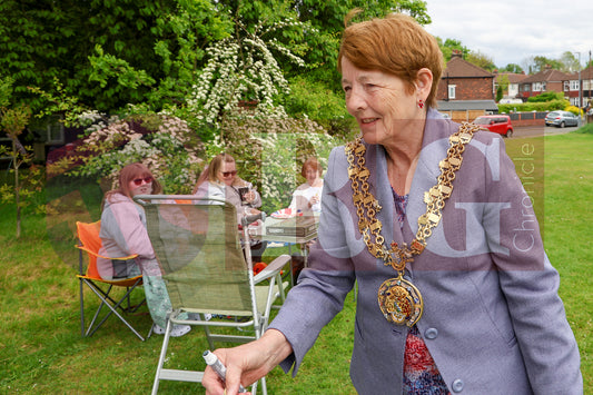 VE DAY THE COMMUNITY GARDEN DUKINFIELD (65).JPG