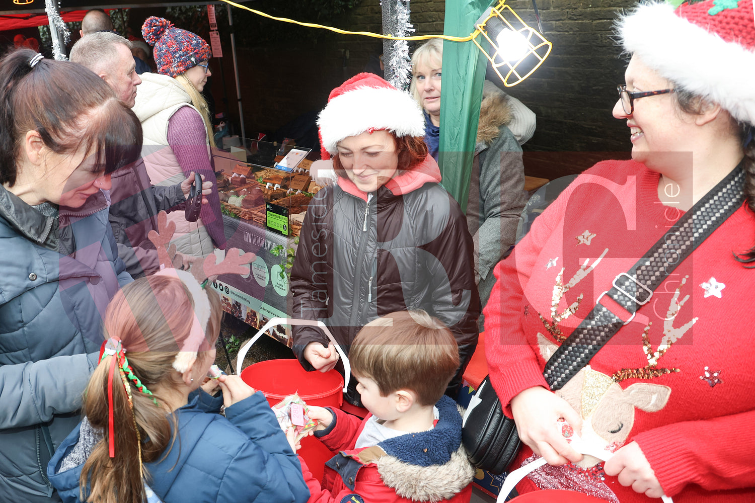 GLOSSOP CHRISTMAS MARKET 2024 (24).JPG