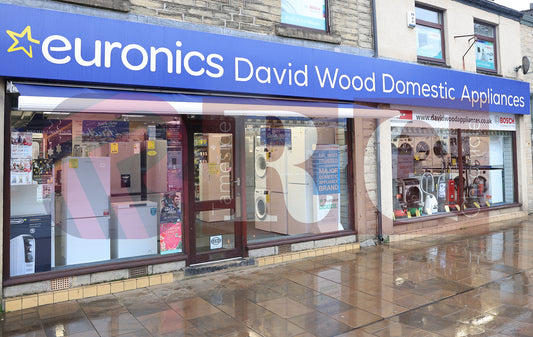 GLOSSOP CHRISTMAS SHOPS 2025 (62).JPG