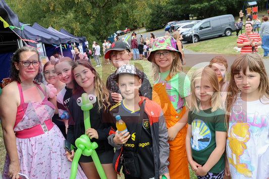 HADFIELD PICNIC IN THE PARK (100).JPG