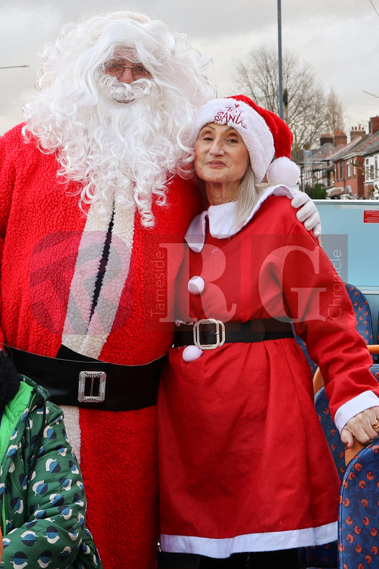 TAMESIDE HOSPITAL CHILDRENS WARD WITH SANTA 2025 (83).JPG