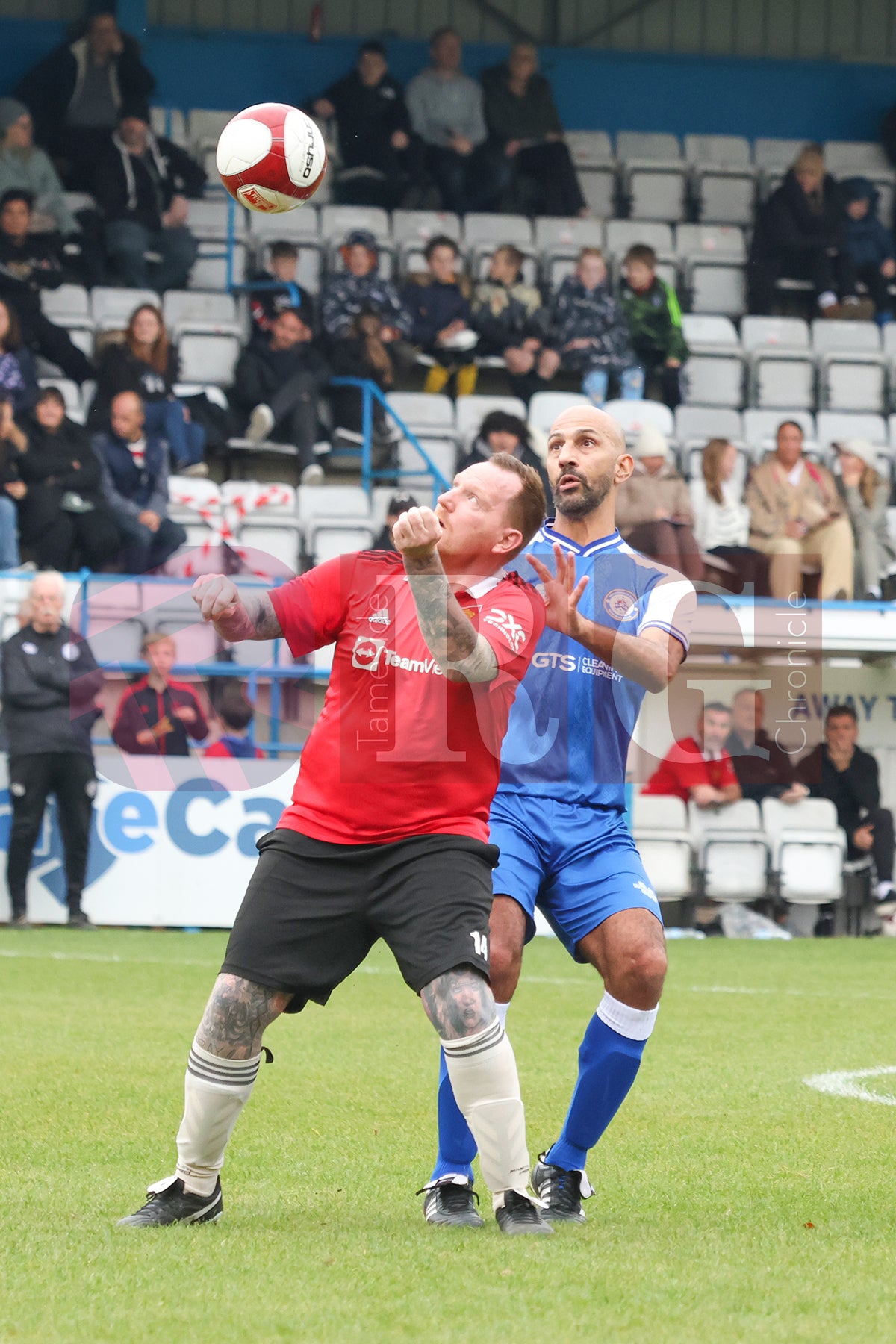 STALYBRIDGE CELTIC LEGENDS V MAN UTD LEGENDS (189).JPG