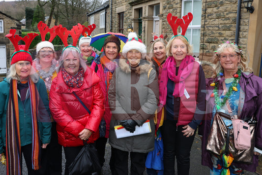GLOSSOP XMAS  MARKET 2025 (10).JPG