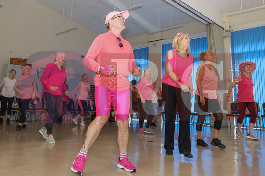 BREAST CANCER  FUNDRAISING GRAFTON CENTRE HYDE (21).JPG