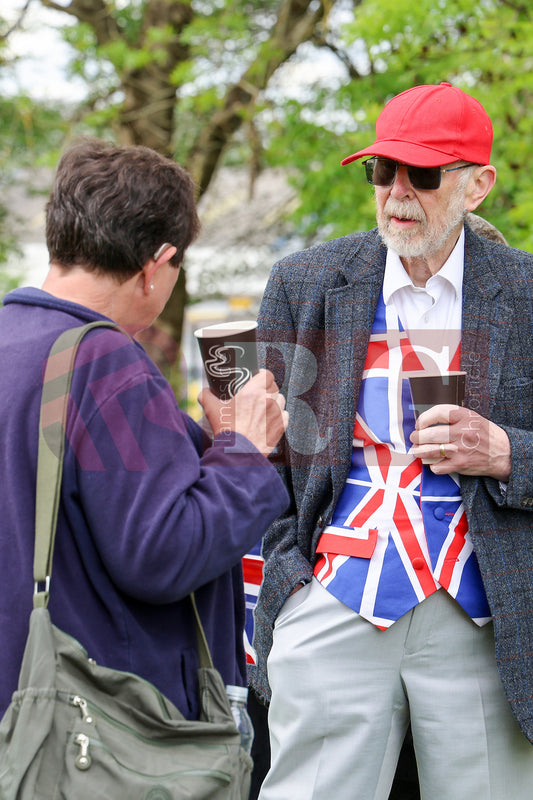 VE DAY THE COMMUNITY GARDEN DUKINFIELD (30).JPG