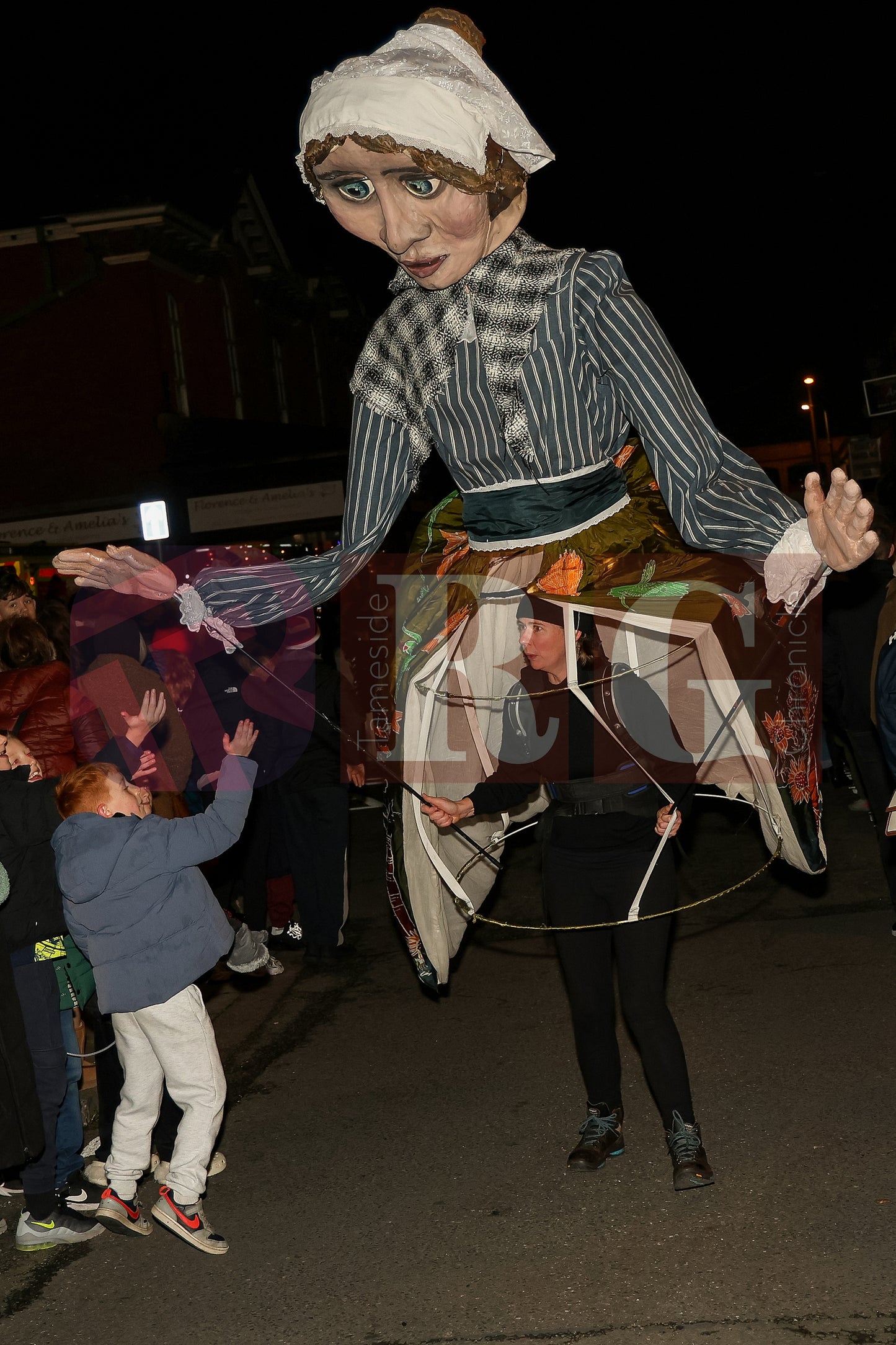 LANTERN PARADE STALYBRIDGE (89).JPG