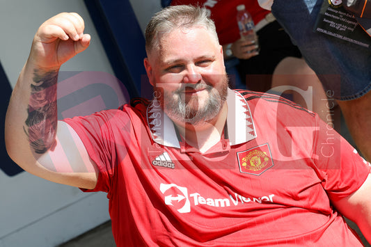 GLOSSOP NORTH EBD V UNITED LEGENDS  (34).JPG