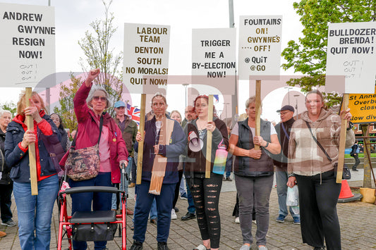 CALLING FOR MP TO GO DENTON 2025 (65).JPG