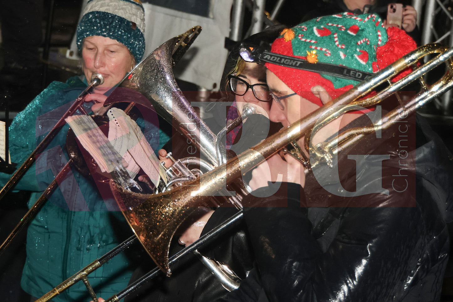 GLOSSOP LIGHTS SWITCH ON 2024 (53).JPG