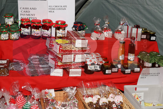 GLOSSOP LIGHT SWITCH ON 2025 (111).JPG