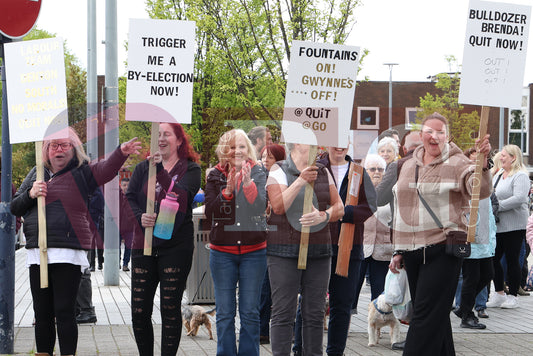 CALLING FOR MP TO GO DENTON 2025 (38).JPG