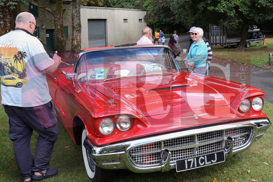 GLOSSOP CAR SHOW (55).JPG