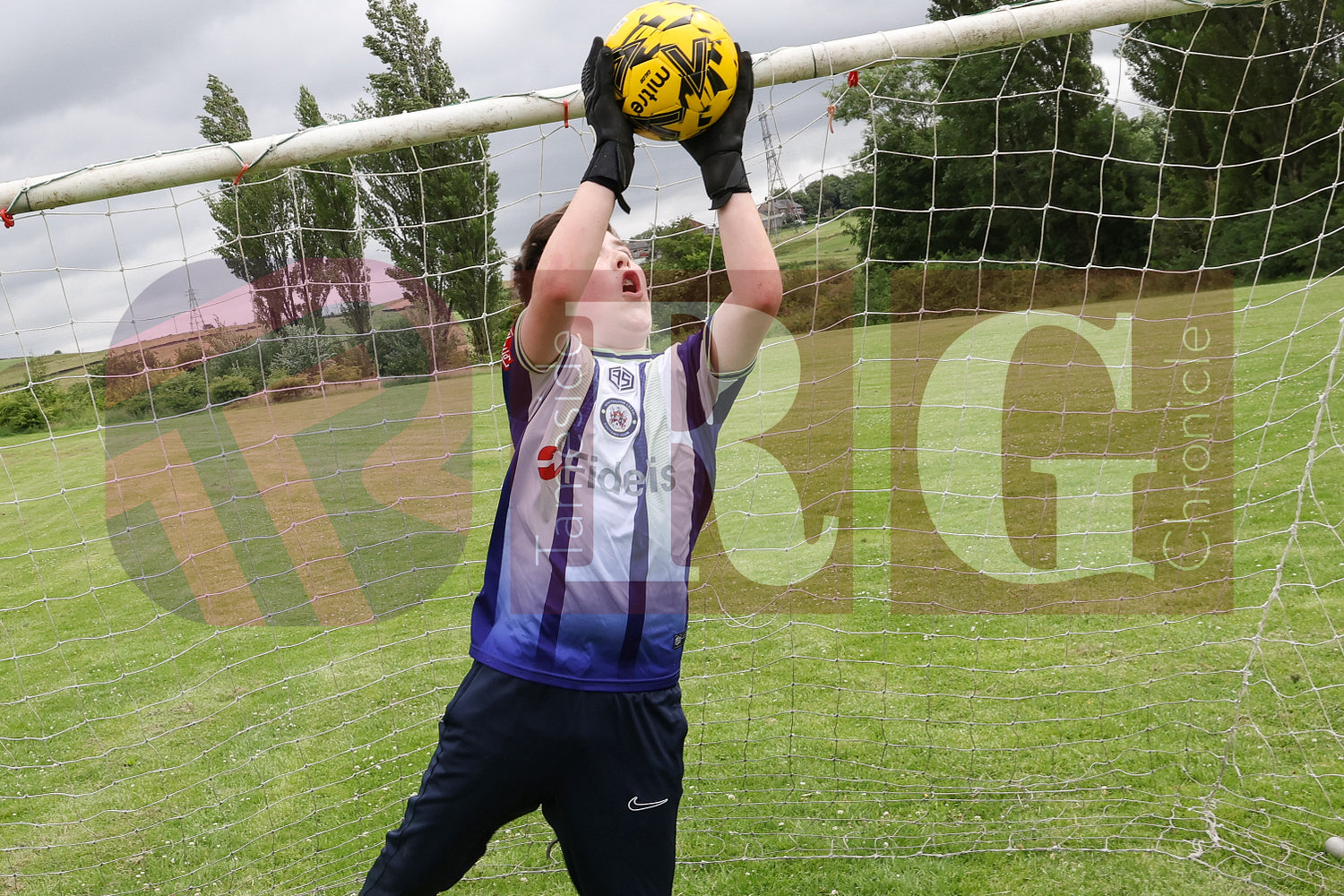 STALYBRIDGE CELETIC 50 YEARS (20).JPG