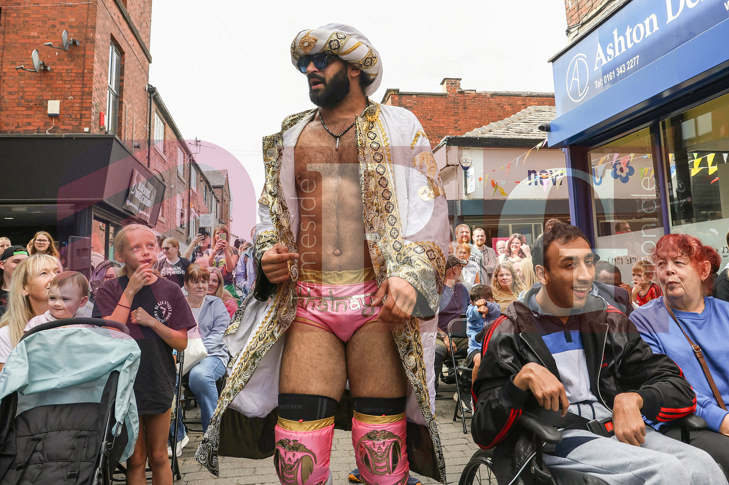 ASHTON STREET LIFE (105).JPG