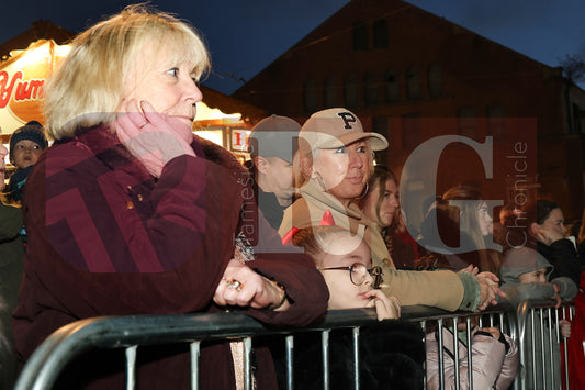 DROYLSDEN LIGHTS SWITCH ON 2024 (28).JPG