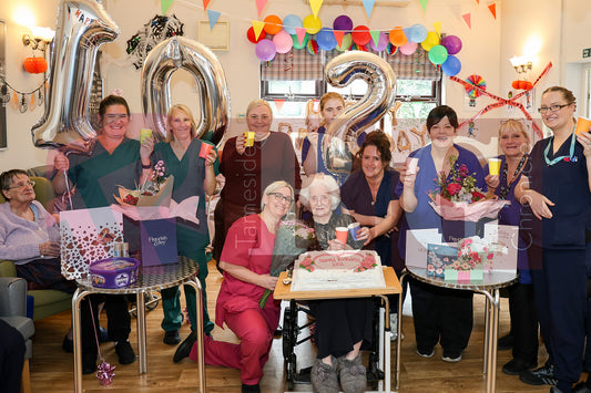 HAPPY 102yrs OLD BIRTHDAY ROSE DUGGAN (9).JPG