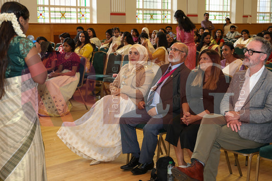 ONA AVESHAM DUKINFIELD TOWN HALL 2025 (51).JPG