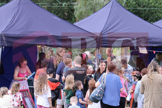 HADFIELD PICNIC IN THE PARK (74).JPG