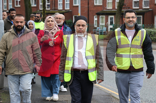 WALK WITH THE MAYOR HYDE TO DUKINFIELD (41).JPG