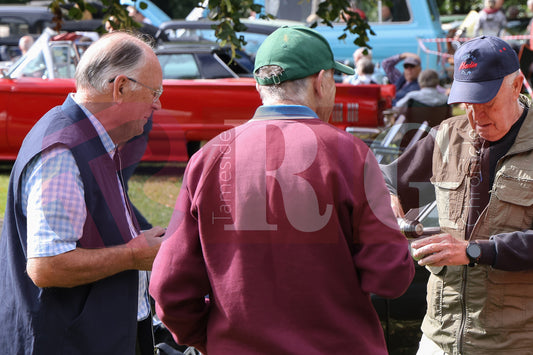 GLOSSOP CAR SHOW (64).JPG