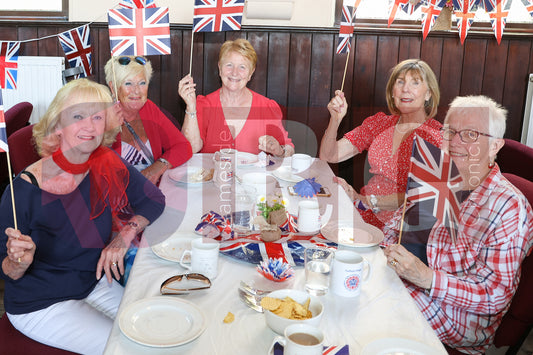 VE DAY PADFIELD CHURCH 2025 (20).JPG