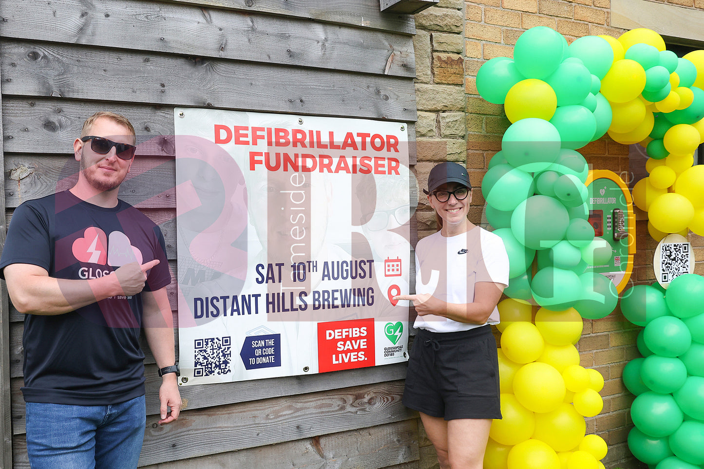 DEFIB FUNDRAISER GLOSSOP (48).JPG