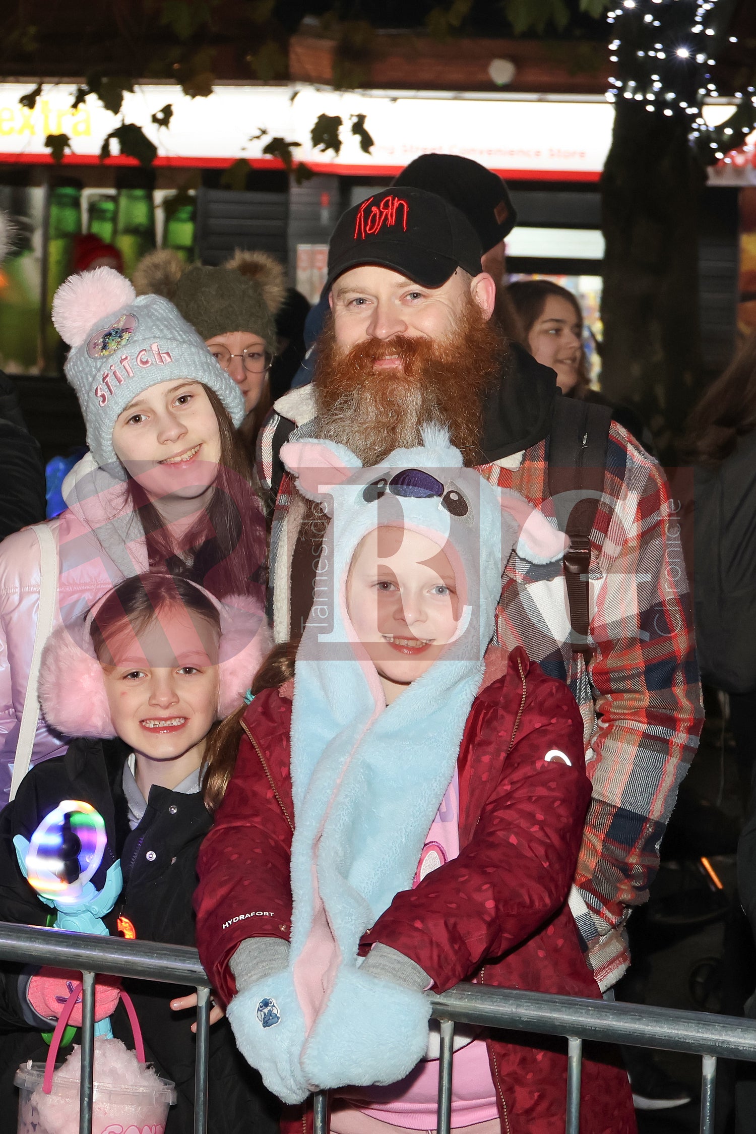 DUCKINFIELD LIGHTS SWITCH ON (28).JPG