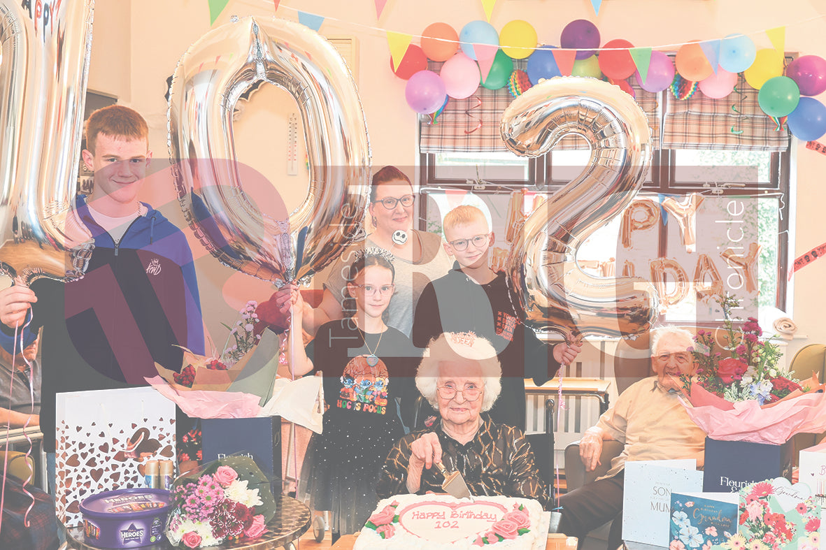 HAPPY 102yrs OLD BIRTHDAY ROSE DUGGAN (5).JPG