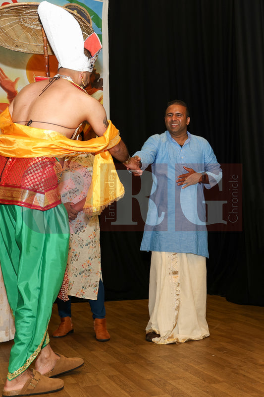 ONA AVESHAM DUKINFIELD TOWN HALL 2025 (63).JPG