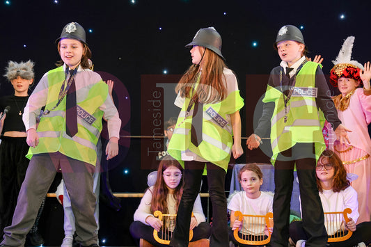 STALYBRIDGE CIVIC HALL SCHOOL PANTOMIME (74).JPG