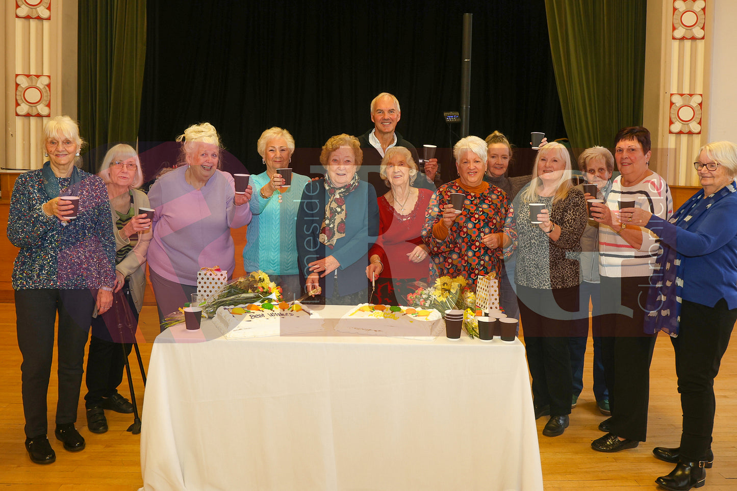 95TH BIRTHDAY DUKINFIELD TOWN HALL ELVIS  (3).JPG