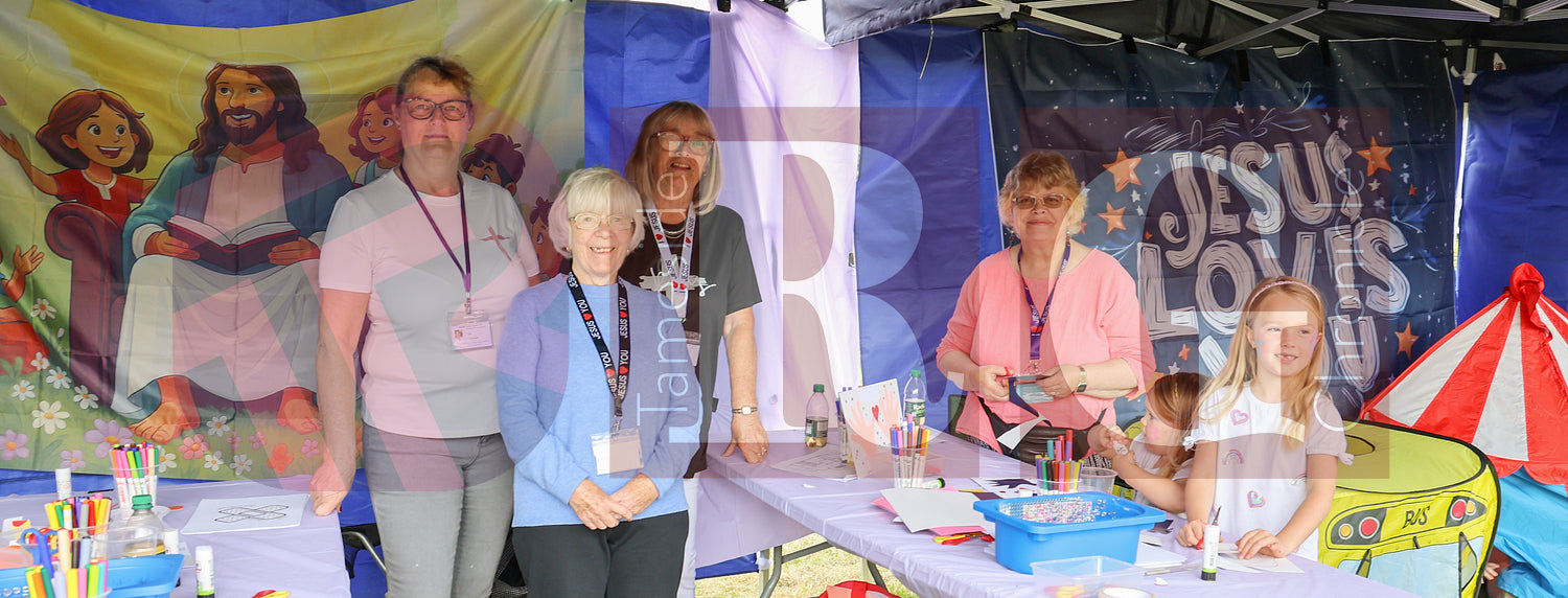 HADFIELD PICNIC IN THE PARK (4).JPG