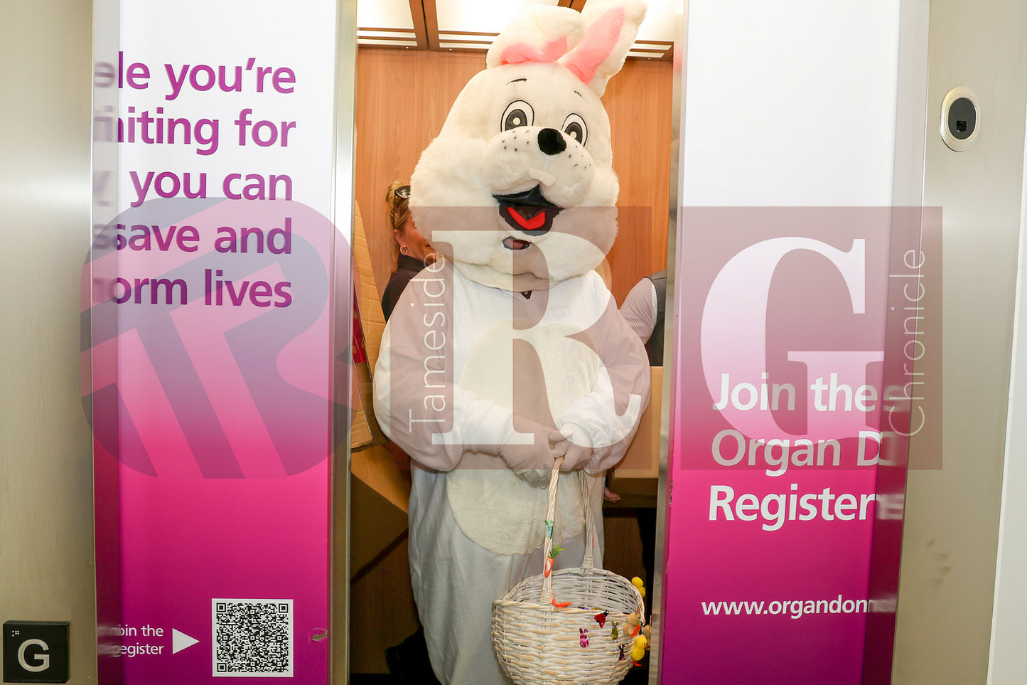 TAMESIDE HOSPITAL CHILDRENS WARD EASTER 2025  (15).JPG